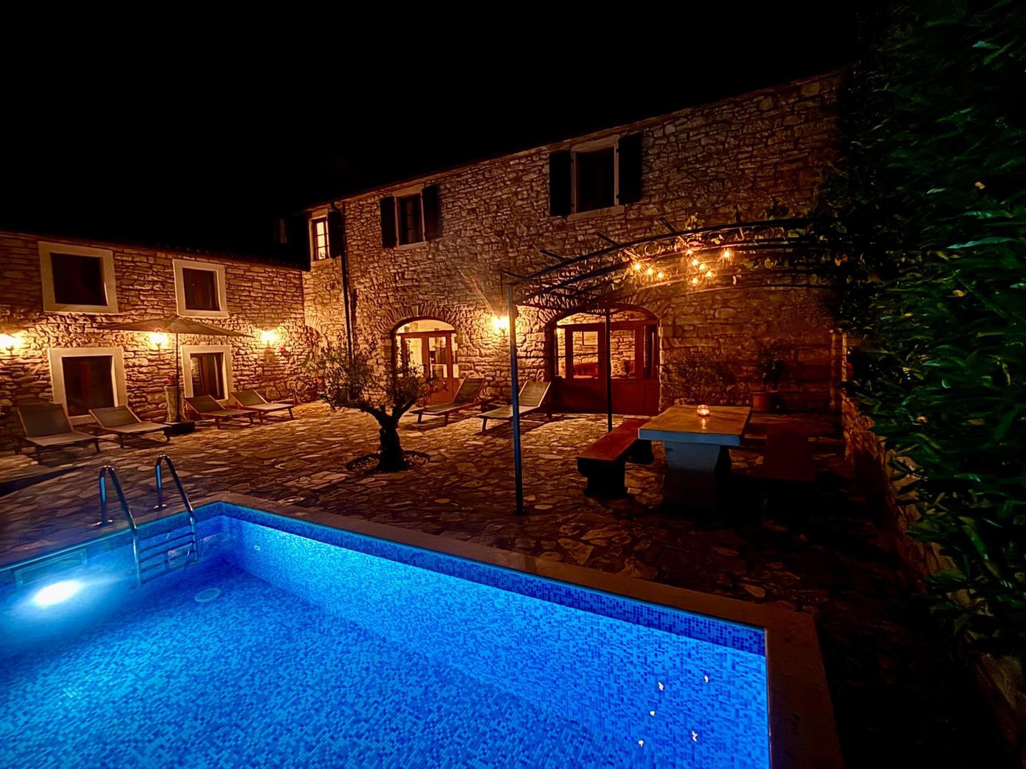 Villa Rustica Buje Esterno foto